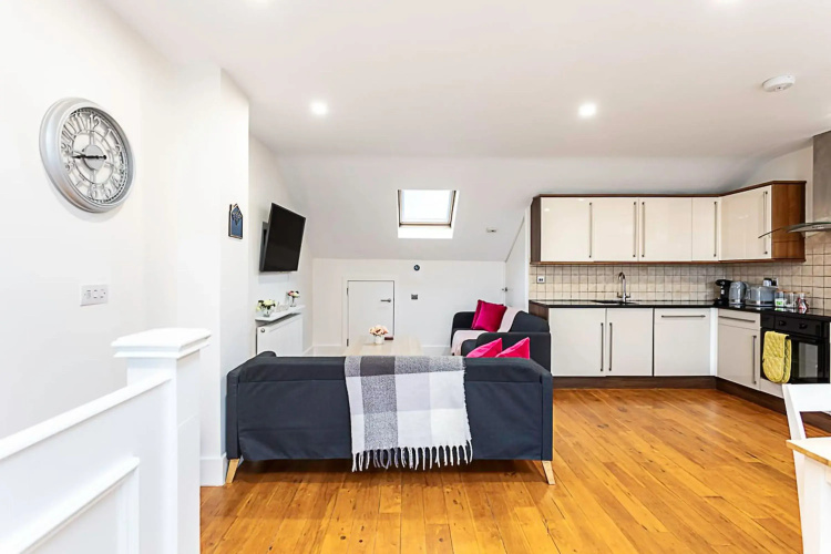 St. Johns Hill Penthouse