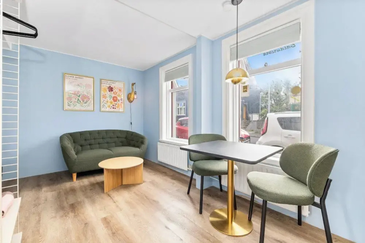 Central studio apartment