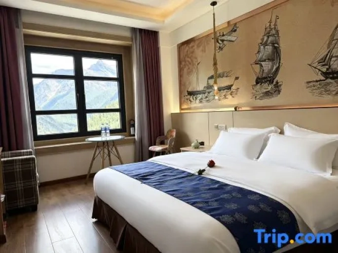 Standard Double room with mountain view