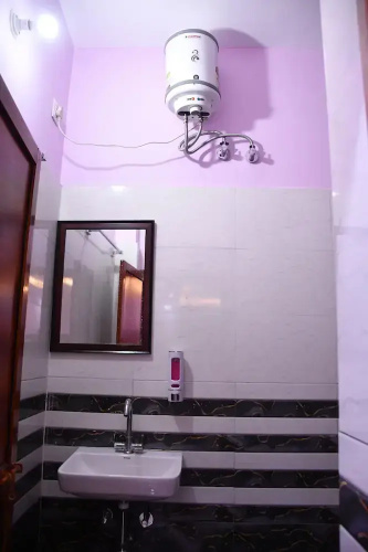 Dev In & homestay