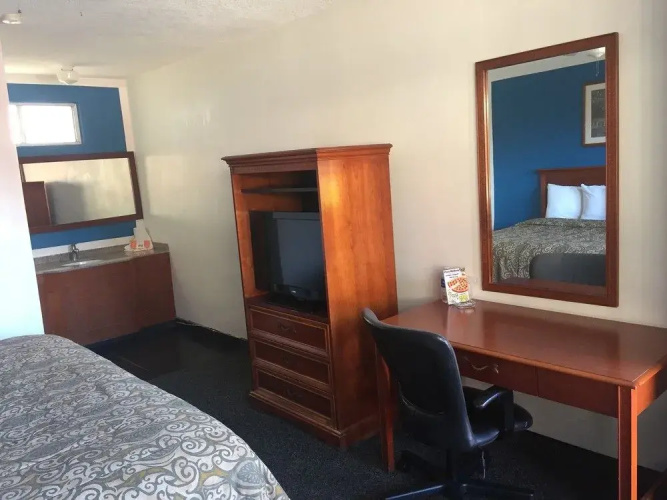 Hotel Sahara