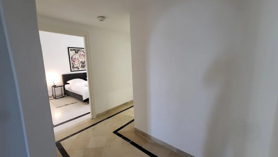 The Perfect Flat Sea Side Central Luxurious