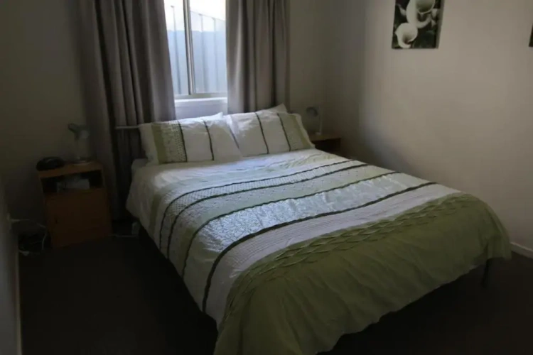 3 Bedrooms Apartment
