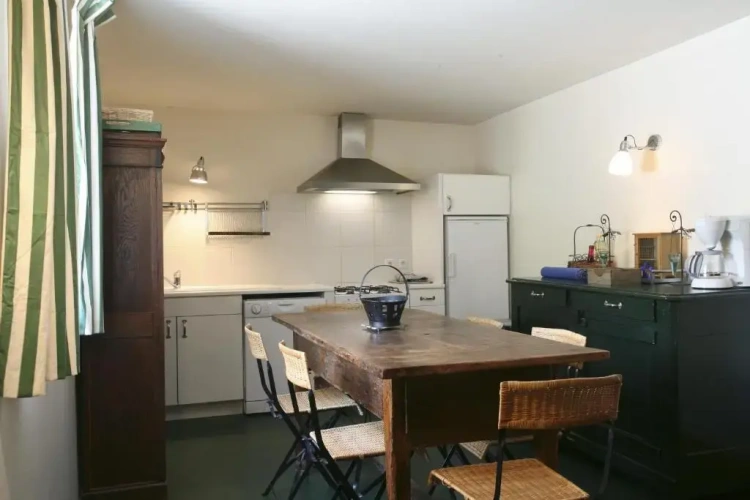 3 Bedrooms Cottage