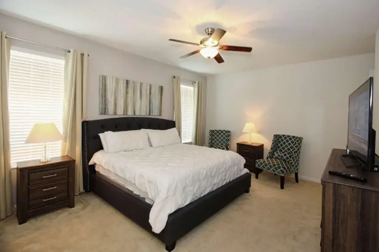 3941 Sonoma