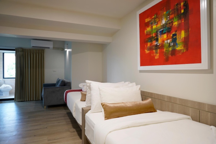 Deluxe Twin room