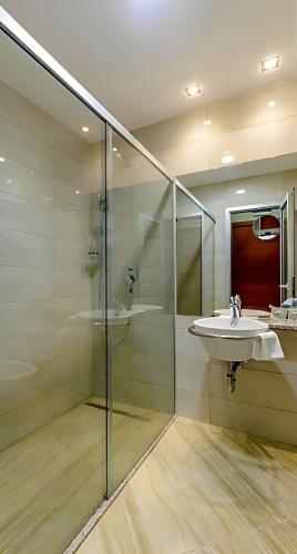 Standard Twin room with view