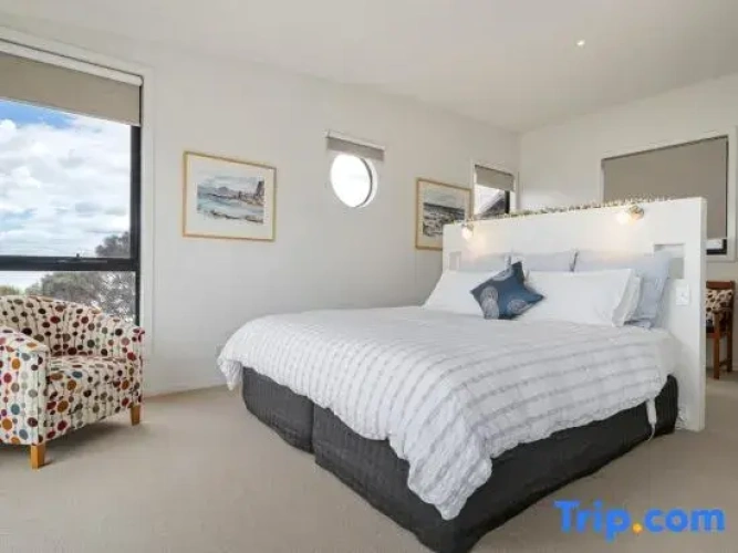 2 Bedrooms Cottage