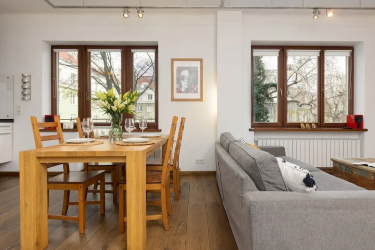 Studio Al.niepodległości by Renters