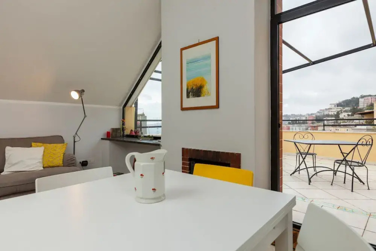 Bright Rooftop by Napoliapartments