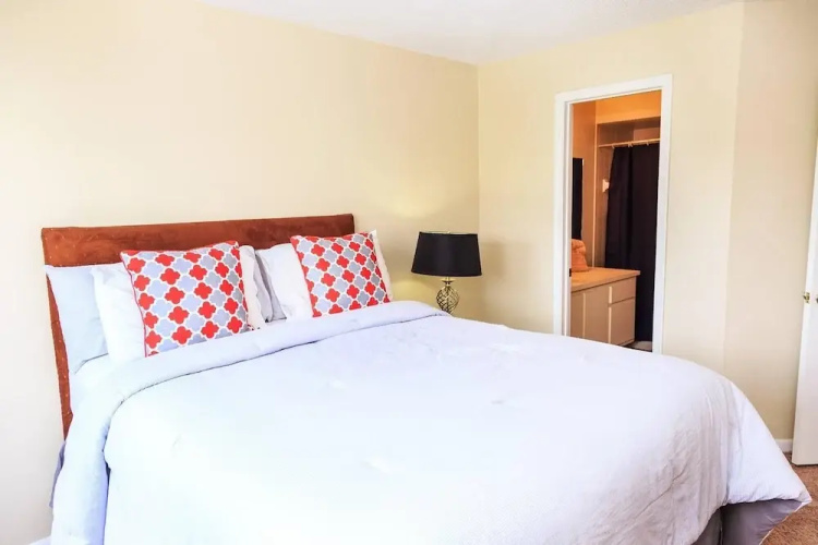 Serene 2 Bedroom 2 Bath Condo