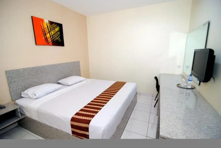Avi Hotel Surabaya