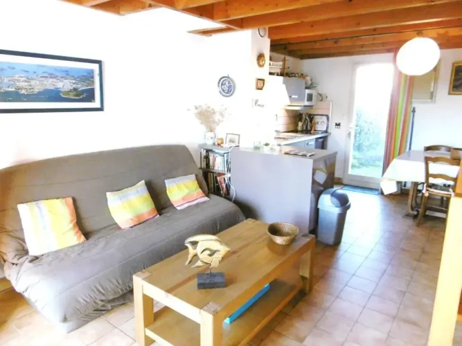 2 Bedrooms Villa
