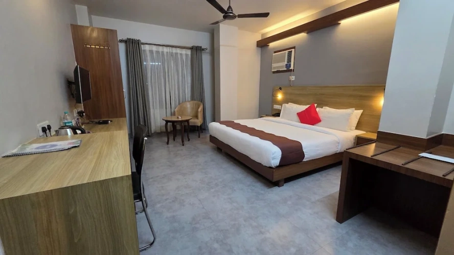 1 Bedroom Premium Double room with city view