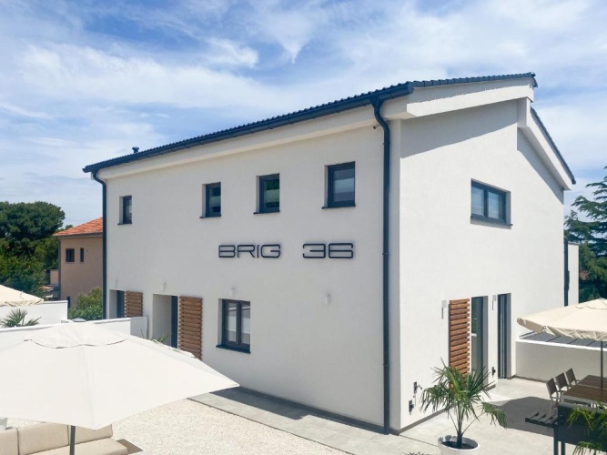 Deluxe Villa