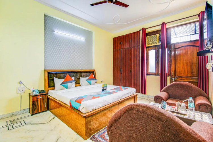 FabHotel The Everest 43