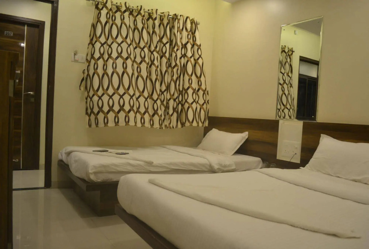 Hotel Airport Metro