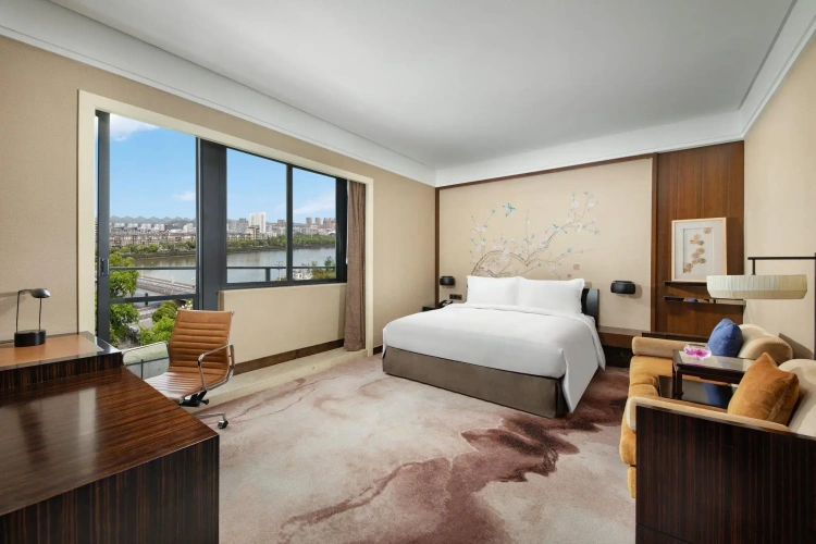 Standard Double room with river view