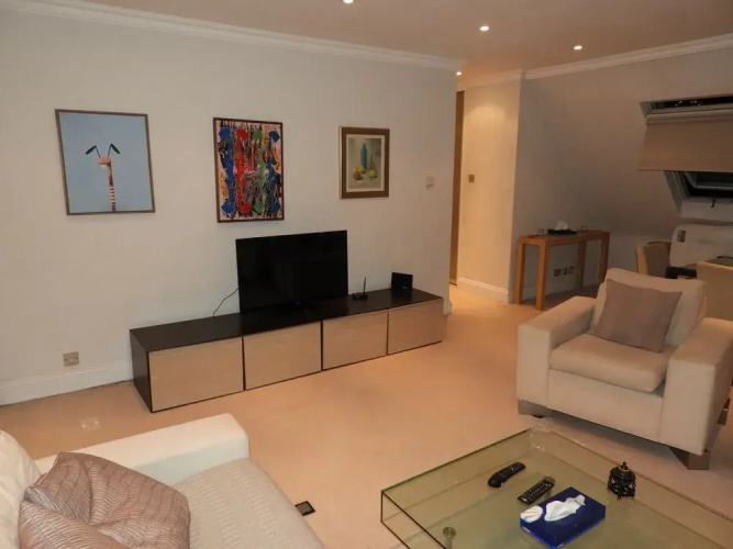 The Knightsbridge Park Tower Apt