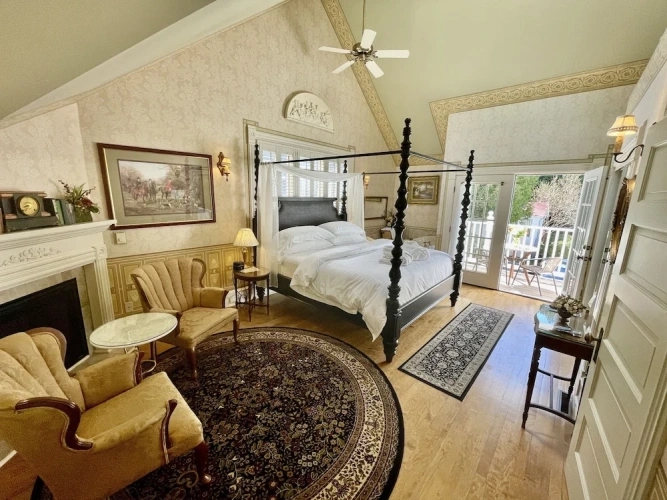 Standard room with balcony