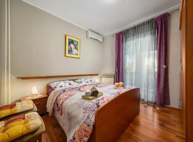 Pretty Apartment With Balcony