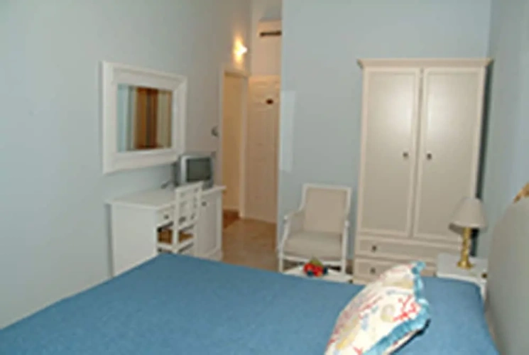 Classic Triple room