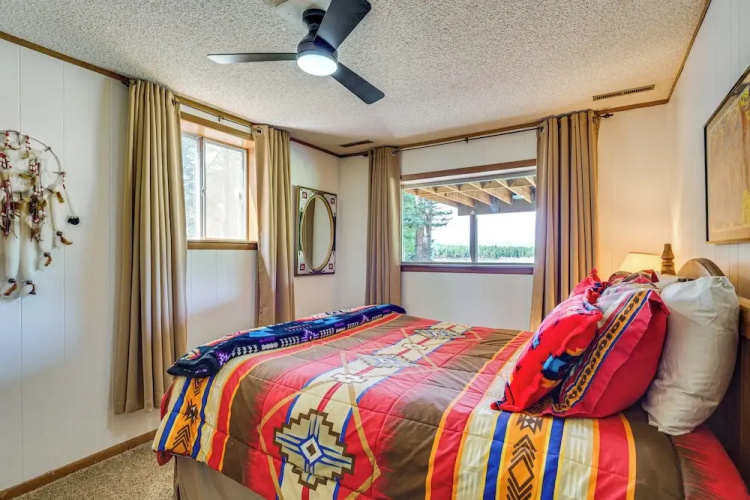 Monte Verde Lake Access & Views: Spacious Retreat!