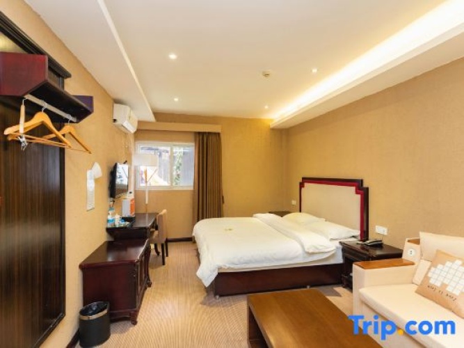 Premier Suite