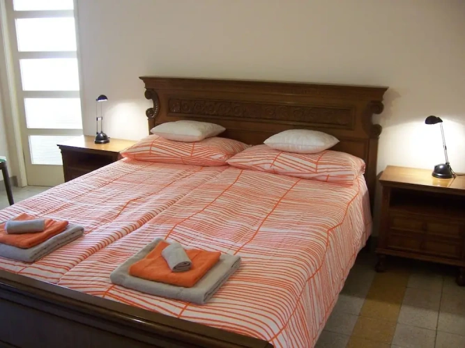 Economy Triple room
