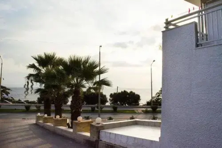Toroneon Studios