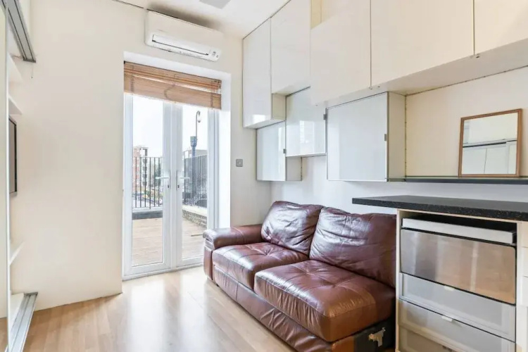 Modern Studio With Terrace in Marylebone