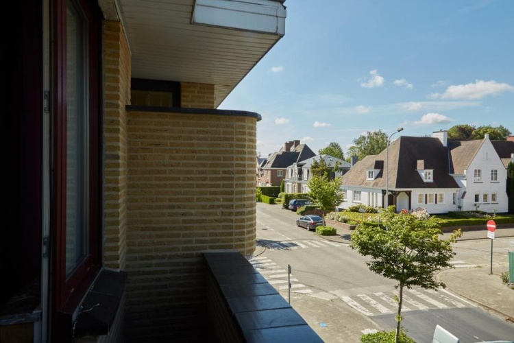 Twin Apartment