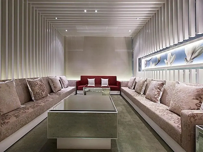 Cineaste Garden Hotel