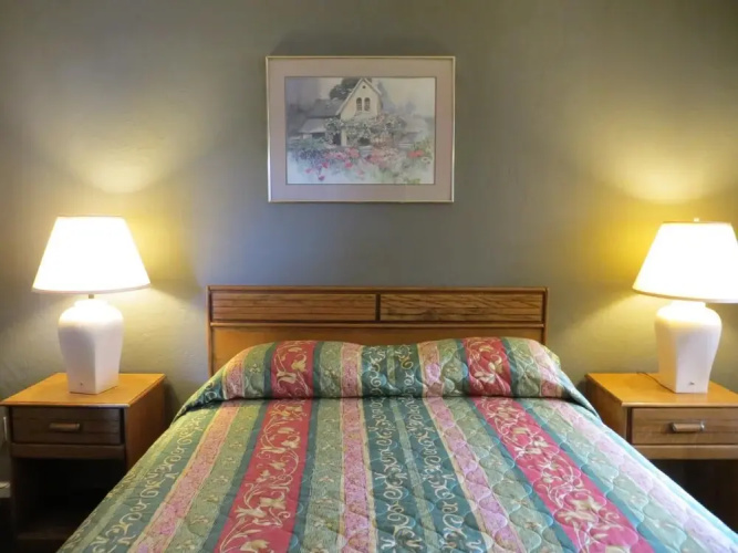 The Capri Motel