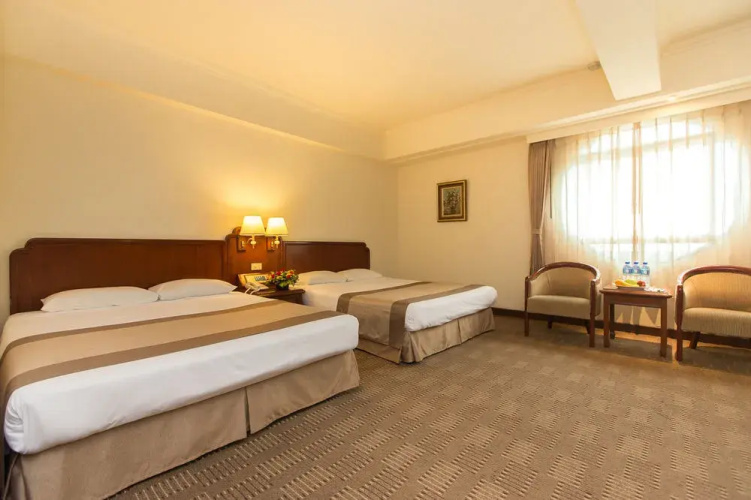 Marshal Hotel