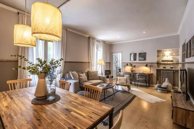 Aversa - 2 Bedrooms in Azca