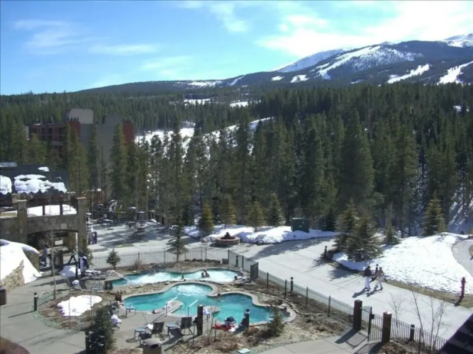 2BR Ski-in Ski-Out