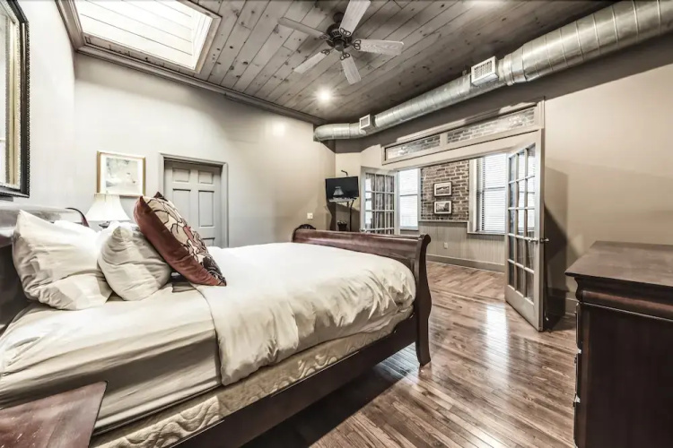 Cook Loft
