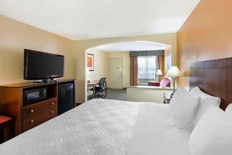 Best Western Snyder Inn