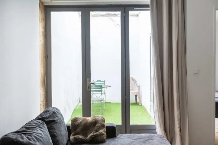 Charming Flat Near Place de la Victoire