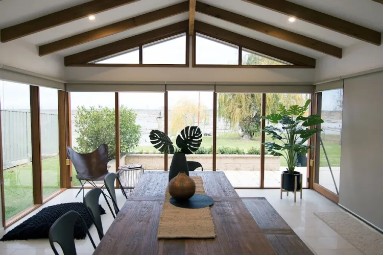 Lake House 61 Mulwala