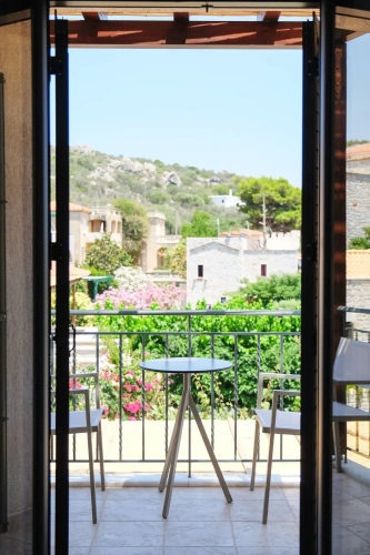 Family Suite with partial sea view