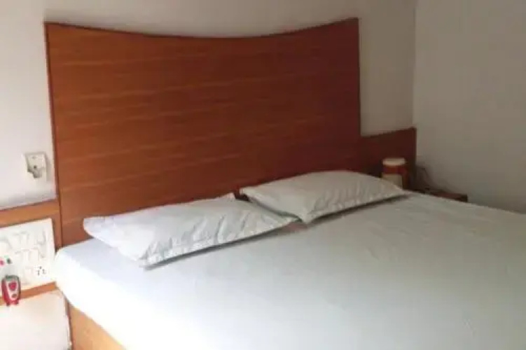 Hotel Neelam Lodge