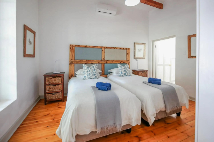 River Bend Cottages