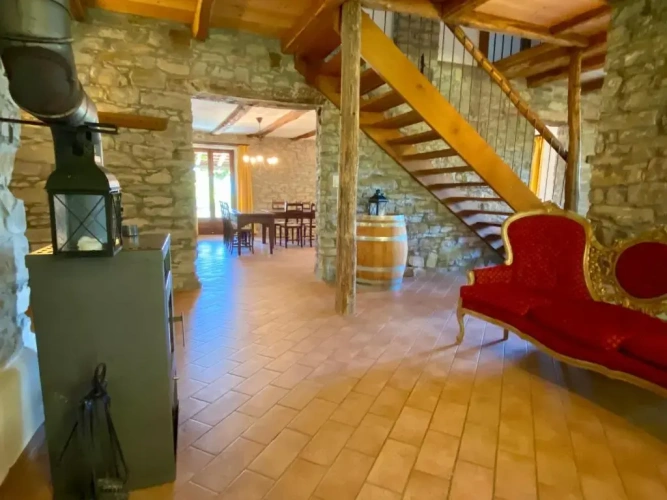 4 Bedrooms Double Cottage