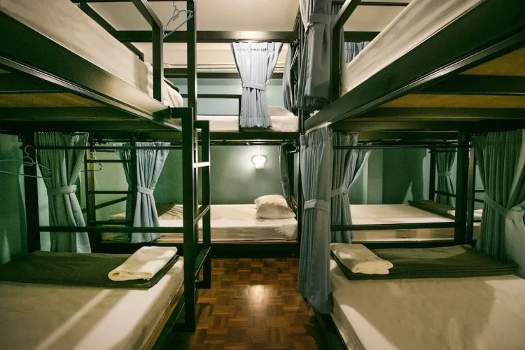 Sleep Soundly Hostel - Adults Only