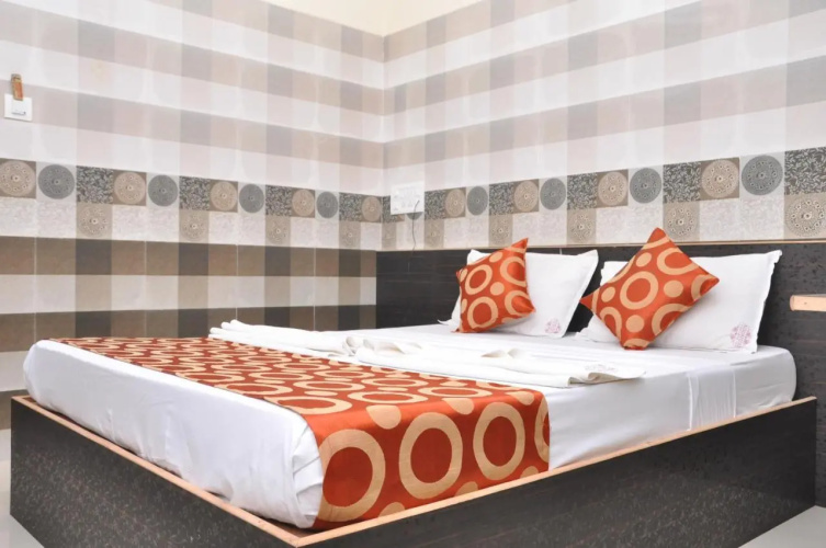 Addhuri Comforts Inn