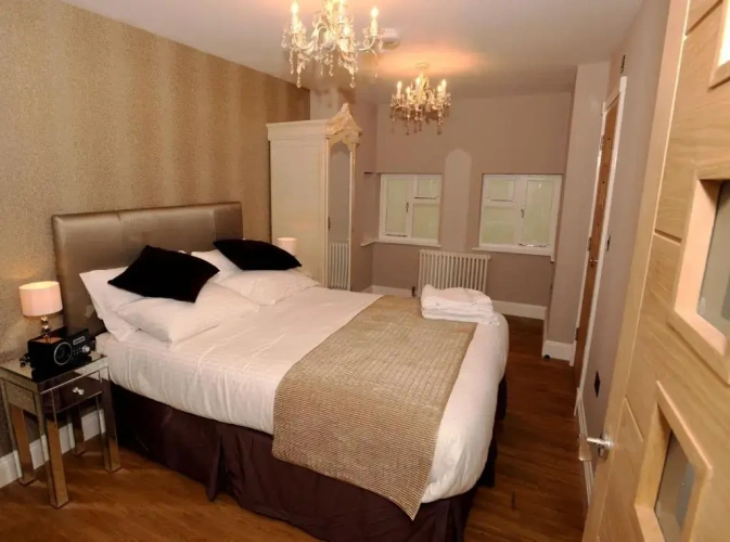2 Bedrooms Basement Apartment