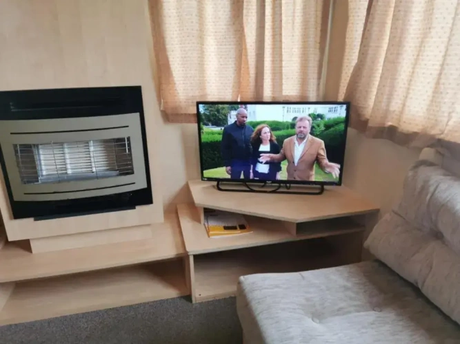 2 Bedrooms Cottage