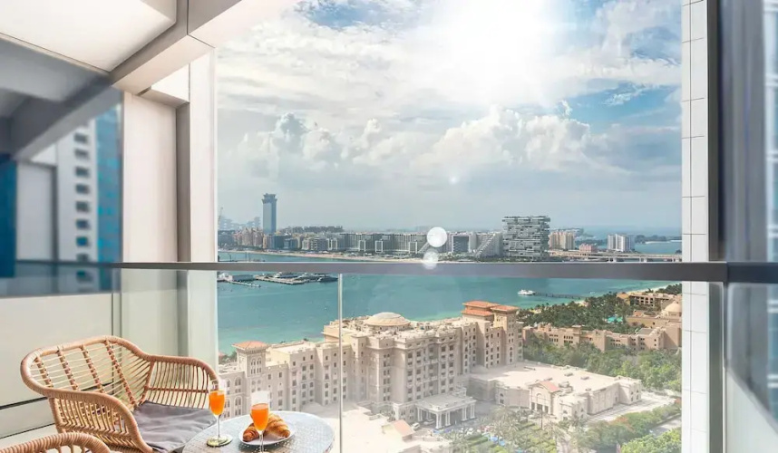 Fascinating Ocean Views in a One Bedroom